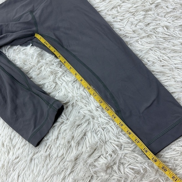 Lululemon Align Crop (19") Dark Carbon - Picture 5 of 5